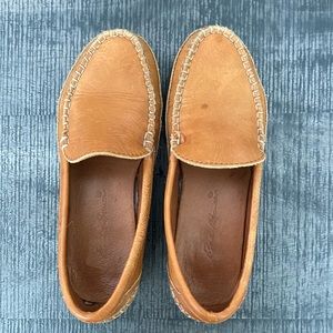 Women’s Eddie Bauer loafers. Pre-owned, but like new